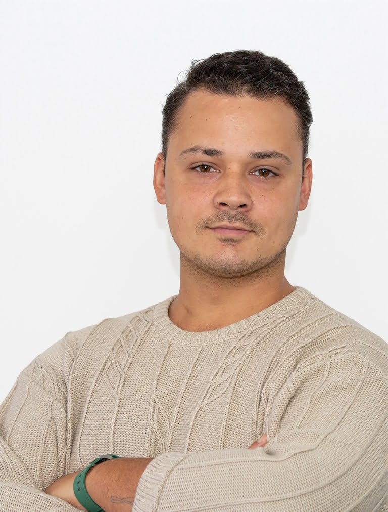 Tech Profile Pics Eli web